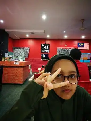 Eat & Repeat Cafe Bangi Food Photo 2