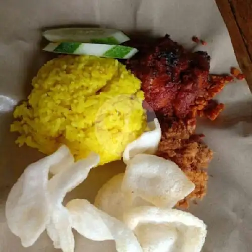 Gambar Makanan Nasi Kuning dan Lontong Sayur Bu Tuti, Babarsari 5