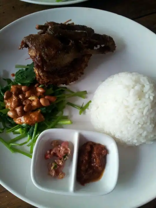 Gambar Makanan Ayam Kampus 3