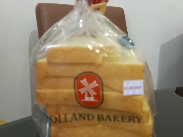 Gambar Makanan HollandBakery 12