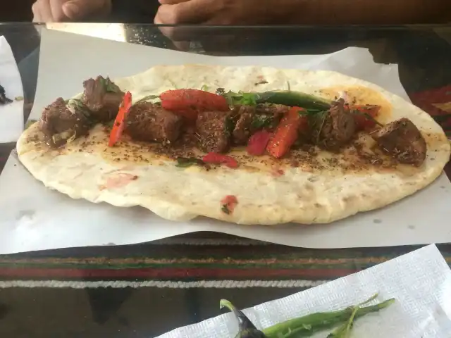 Can Ciğer Kebab'nin yemek ve ambiyans fotoğrafları 3