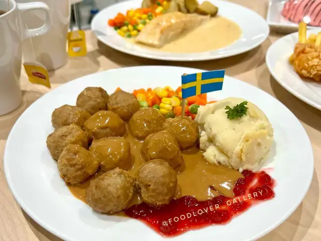 Gambar Makanan IKEA Mall Taman Anggrek 4