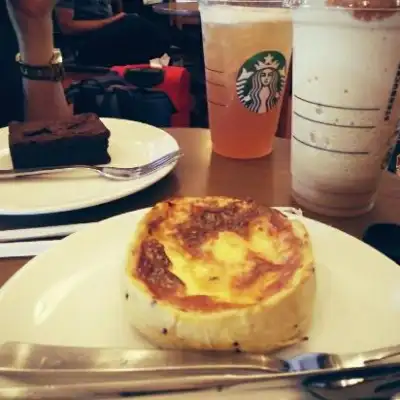 Starbucks Ngurah Rai