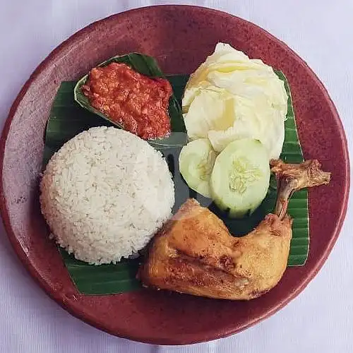 Gambar Makanan Nasi Tempong & Ayam Bakar Daryana 5