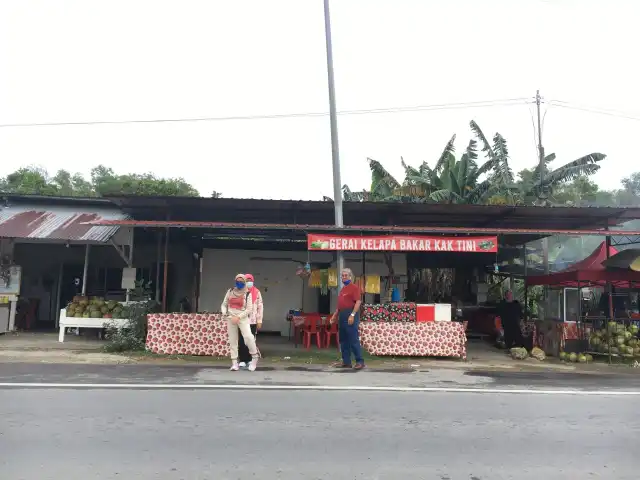 Gerai Kak Tini Kelapa Dan Panggang Lokan Food Photo 14