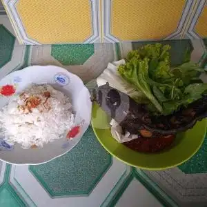Gambar Makanan Pecel Lele dan Ayam Goreng Penyet Lamongan Jaya, Tanjung Duren 2