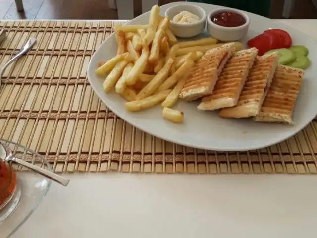 Çakırkeyf Bistro'nin yemek ve ambiyans fotoğrafları 4