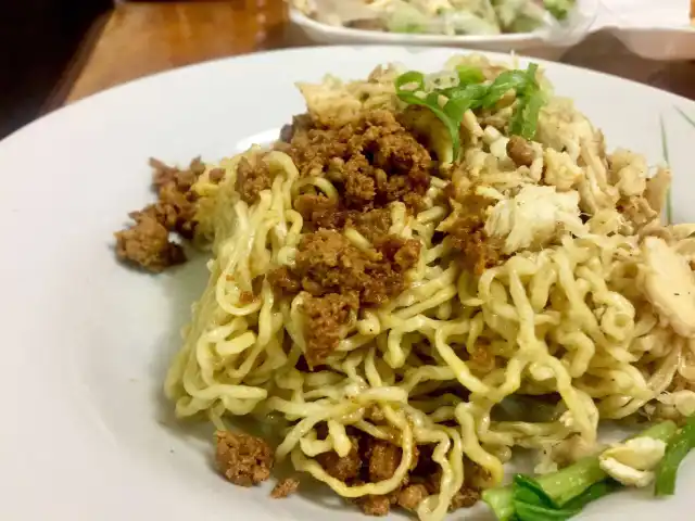 Gambar Makanan Bakmi Ayam Asoei 15