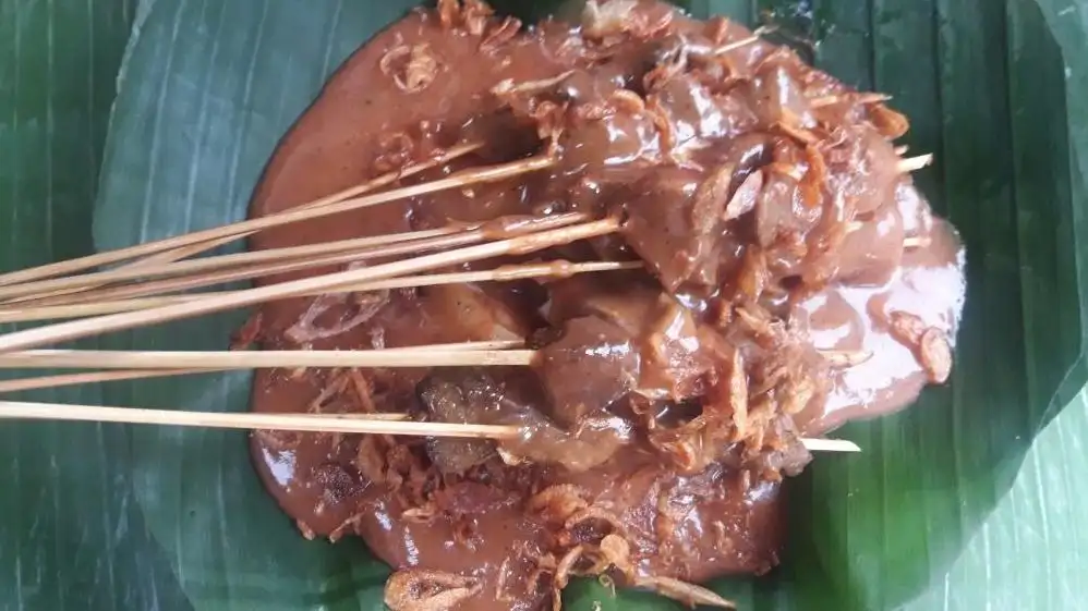 Sate Ayam & Sate Kambing Abang Mpik, Tambora