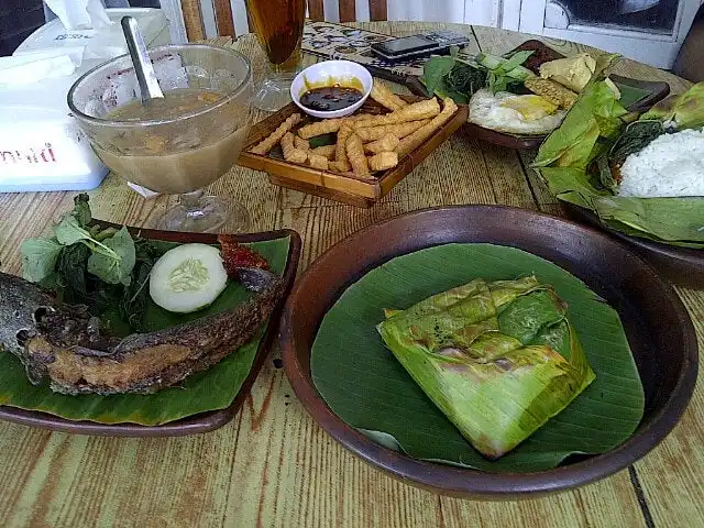 Gambar Makanan Pondok Jowi Spesial Nasi Bakar 2