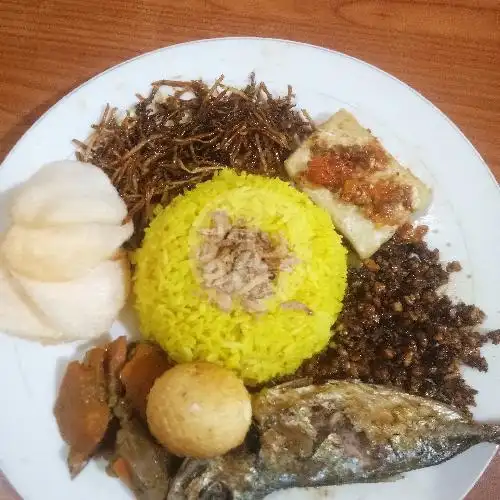 Gambar Makanan Nasi Kuning & Prasmanan Seroja, Panakkukang 15