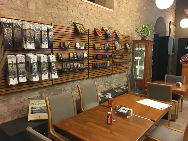 Manastır Cafe ve Restaurant'nin yemek ve ambiyans fotoğrafları 11