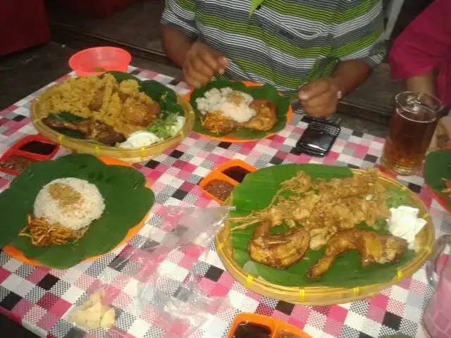 Gambar Makanan Nasi Uduk Jakarta 10