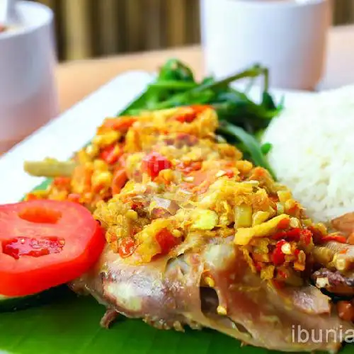 Gambar Makanan Ayam Betutu Ibu Nia (Cab. Merdeka), Pendidikan 8