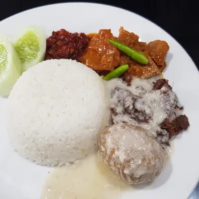 Ayam Goreng Mbok Berek Ny. Astuti