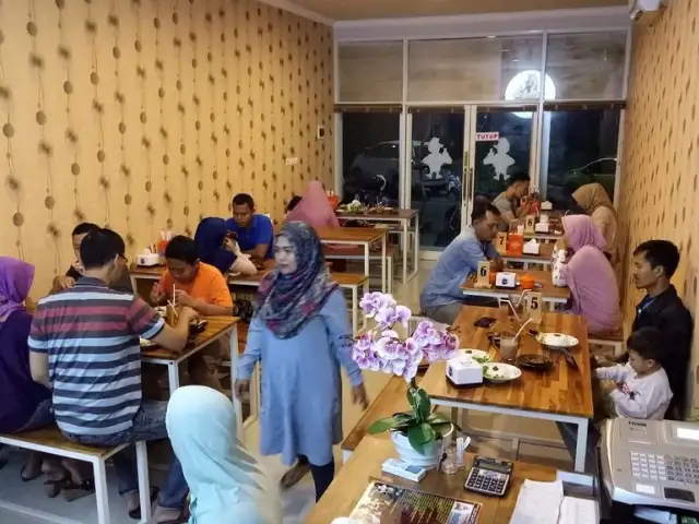 Gambar Makanan Resto Bebek Pak Janggut 11