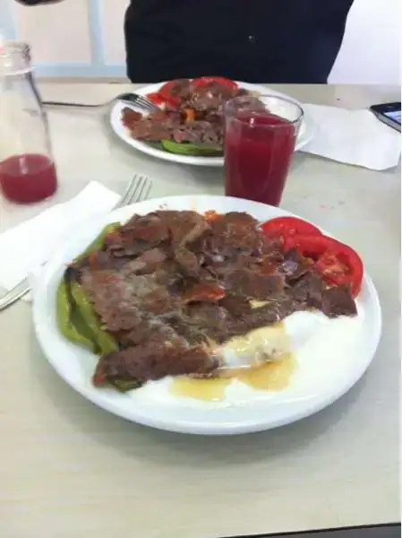 Kebapçi Iskender Yavuz Iskenderoglu'nin yemek ve ambiyans fotoğrafları 4