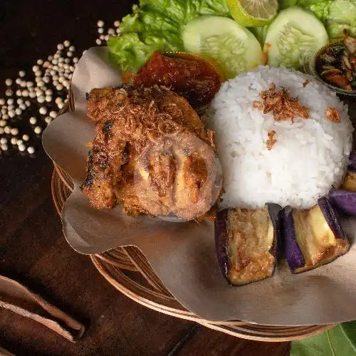 Gambar Makanan Pecel Lele Mentawai Surf Cabang Hangtuah, Jalan Hangtuah, No 158 A. 10