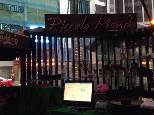 Piccolo Mondo Side Walk Food Photo 4