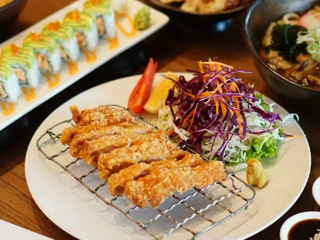 Gambar Makanan URO Japanese Dining & Sake Bar - Hotel JHL Solitaire 1