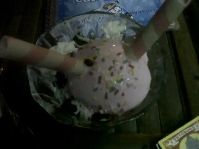 Gambar Makanan Olelo ice cream pudding 2