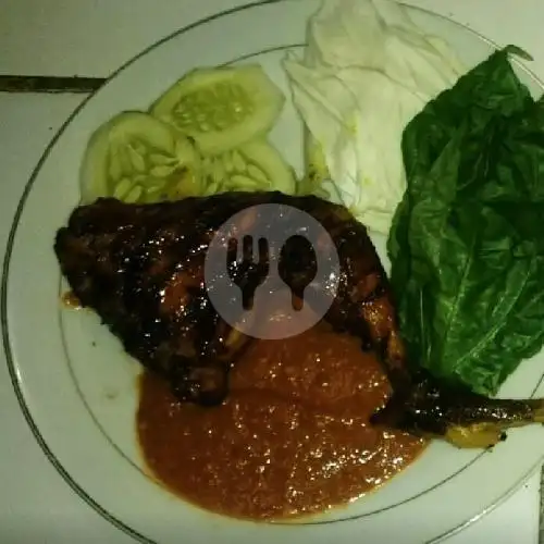 Gambar Makanan Pecel Lele Hj Enthuk, Cibinong 14