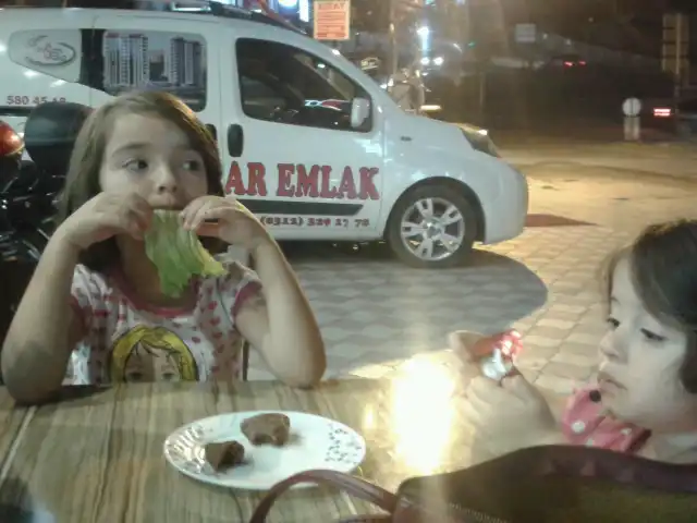 Serince Döner'nin yemek ve ambiyans fotoğrafları 3