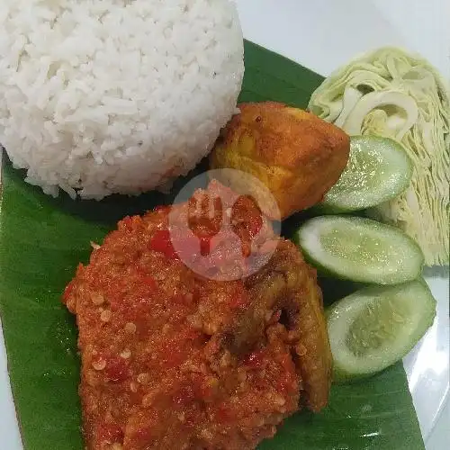 Gambar Makanan Ayam Geprek NAGA 7