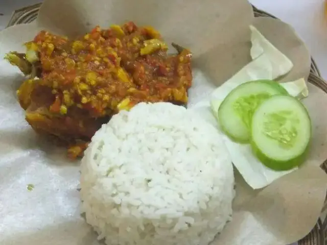 Gambar Makanan Ayam Monyet 5