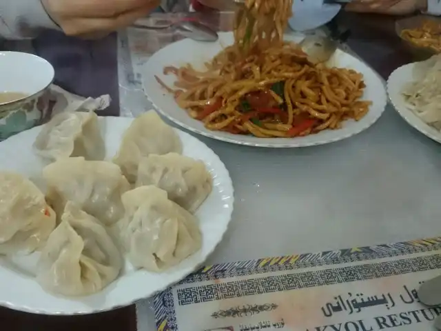 Akyol Uygur Lokantasi'nin yemek ve ambiyans fotoğrafları 6