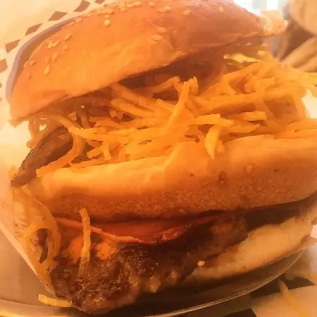 Dobby's Burger Place'nin yemek ve ambiyans fotoğrafları 31