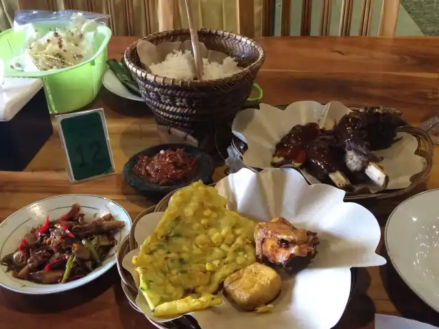 Gambar Makanan Saung Cucurak 17