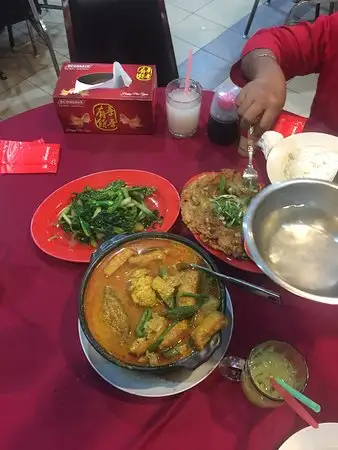 Restoran Kari Kepala Ikan Jalan Pudu Food Photo 1