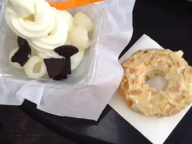 Gambar Makanan J.CO Donuts & Coffee 10