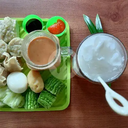 Gambar Makanan Gado-Gado Bu Aza, Blimbing 11