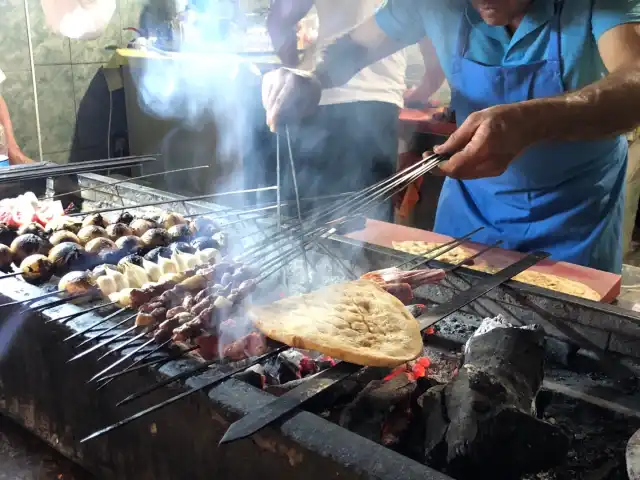 Öz Adana Ocakbaşı - Azizin Yeri'nin yemek ve ambiyans fotoğrafları 15