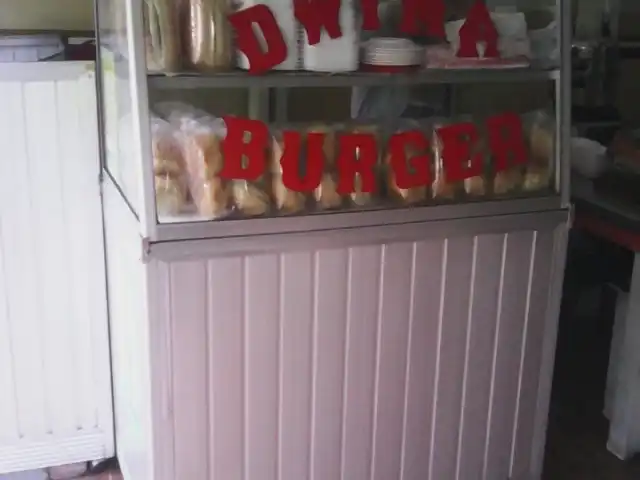 Dwima Burger Bintaro Jaya Sekt 1