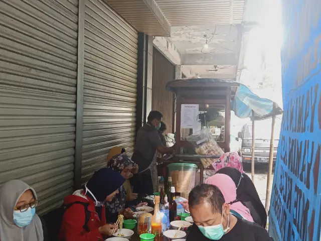 Gambar Makanan Mie Baso Galih Gombong 2