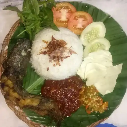 Gambar Makanan Pecel Lele Cak Nur, Bintaro 18