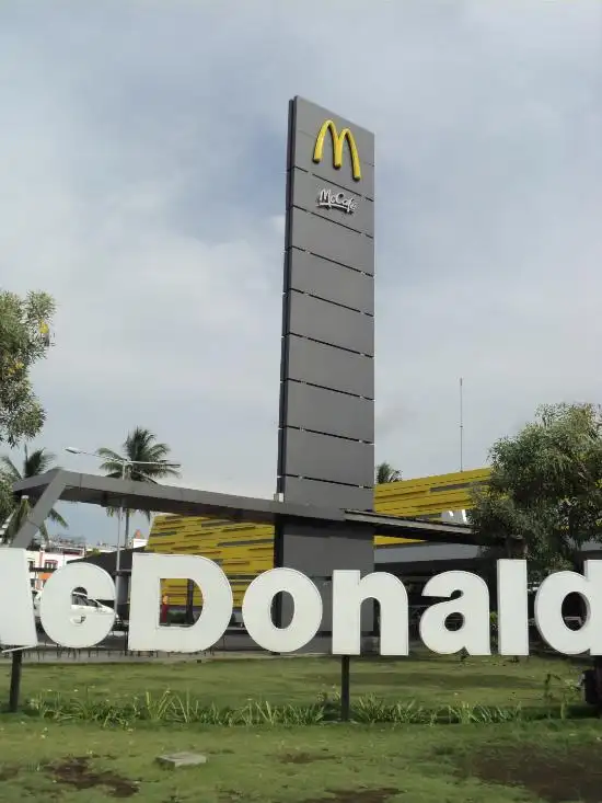 Gambar Makanan McDonald's 5