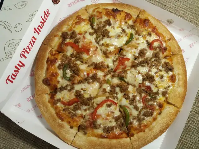 Gambar Makanan Slice Pizza 3