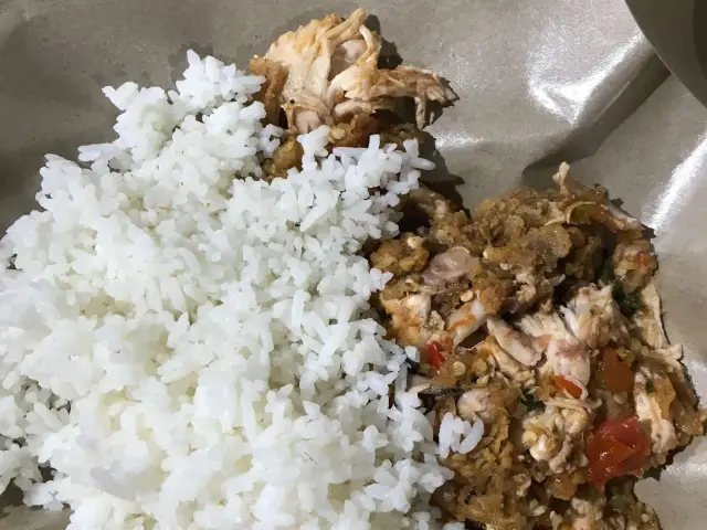 Gambar Makanan Ayam Geprek Bebas 9