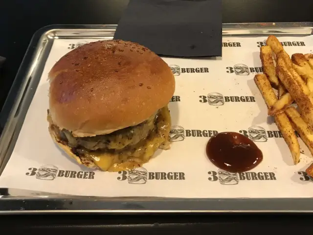 3 Burger'nin yemek ve ambiyans fotoğrafları 11