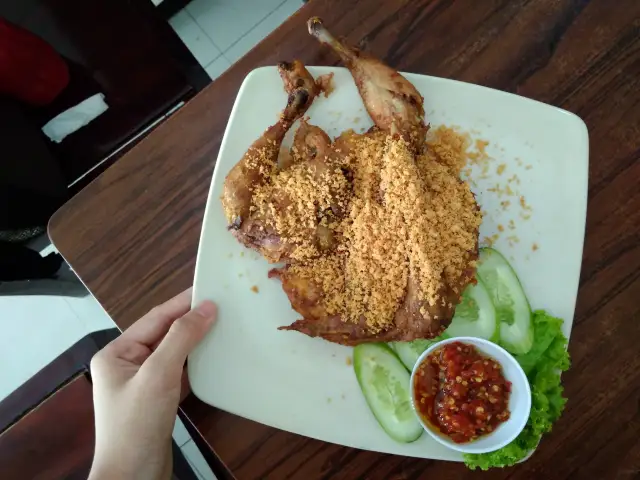 Gambar Makanan Ayam Goreng Karawaci 12