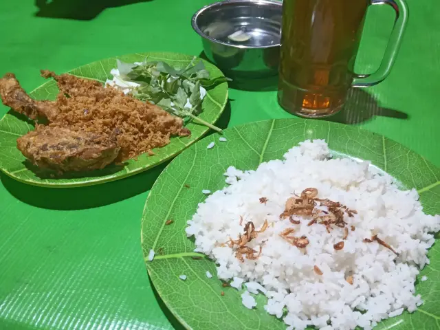 Gambar Makanan Pecel Lele Lembayung Maharani 3