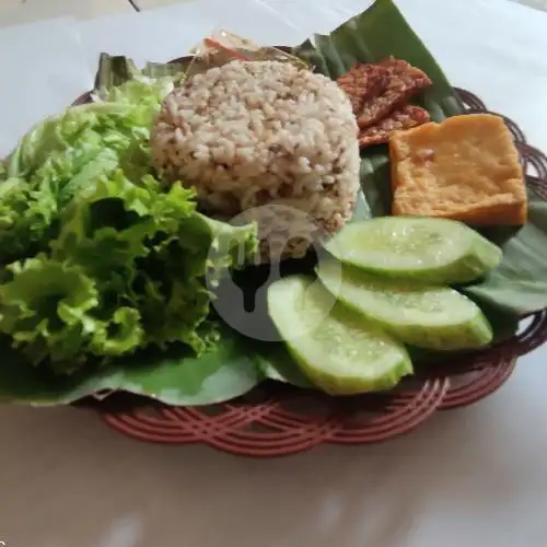 Gambar Makanan Nasi Tutug Oncom Assegaf, Duri Kepa, Jl. Sahabat Baru No. 38C 1