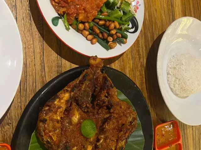 Gambar Makanan Putera Lombok 5