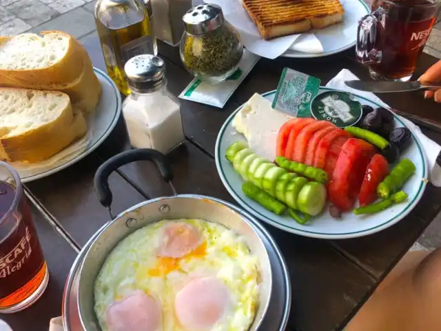 Aliki Cafe Kuzguncuk'nin yemek ve ambiyans fotoğrafları 39