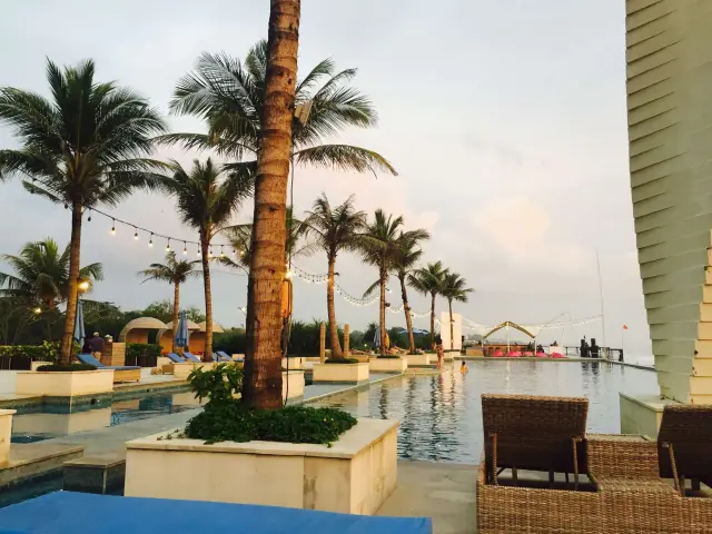 Gambar Makanan Vue Beach Club - Lv8 Resort Hotel 16