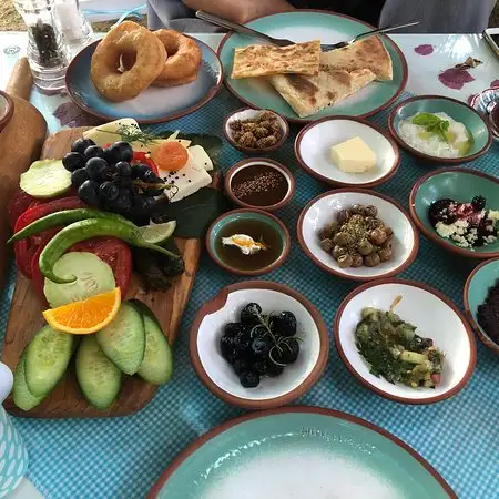 Çeşme Bazlama Kahvaltı'nin yemek ve ambiyans fotoğrafları 13